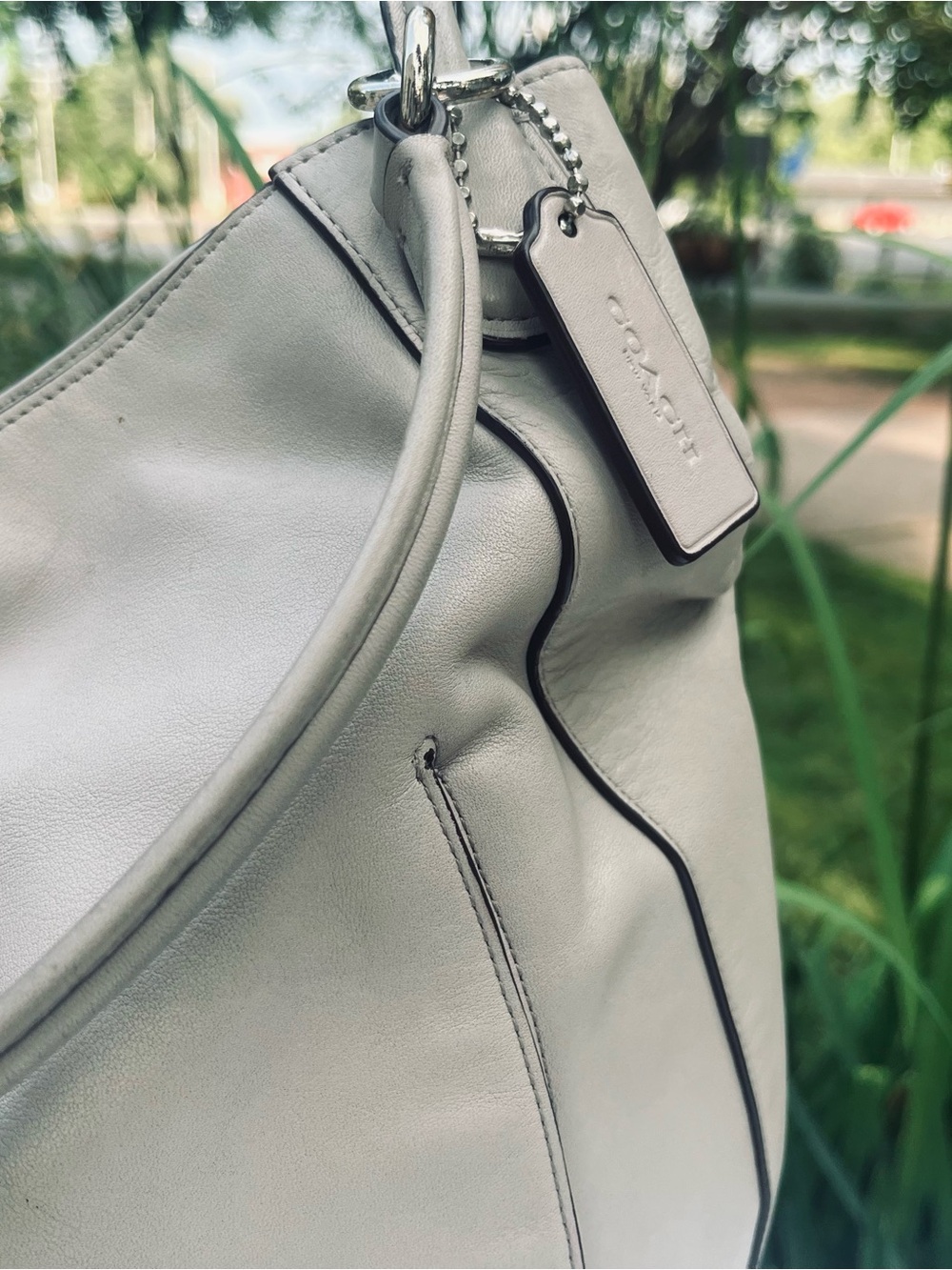 COACH LIGHT GRAY WHIPLASH CIRCLE LEATHER BAG 34656 - Picture 12 of 14